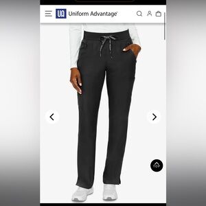 Uniform Advantage Women's black